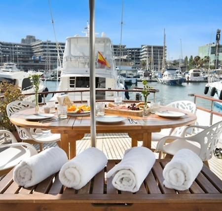 Charming Boat In Barcelona - Perfect Getaway Hotel Sant Adria de Besos Ngoại thất bức ảnh