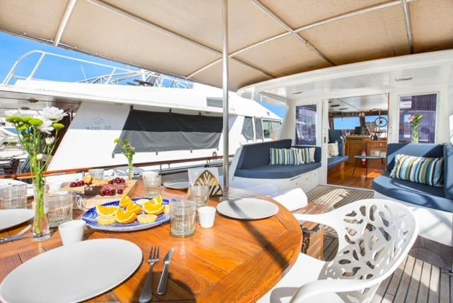Charming Boat In Barcelona - Perfect Getaway Hotel Sant Adria de Besos Ngoại thất bức ảnh